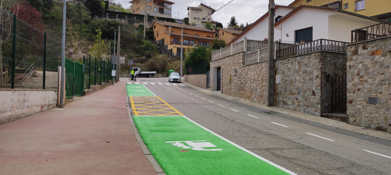 Berga pacifica el trànsit entorn de l'escola Santa Eulàlia per promoure els desplaçaments segurs a peu i en bicicleta