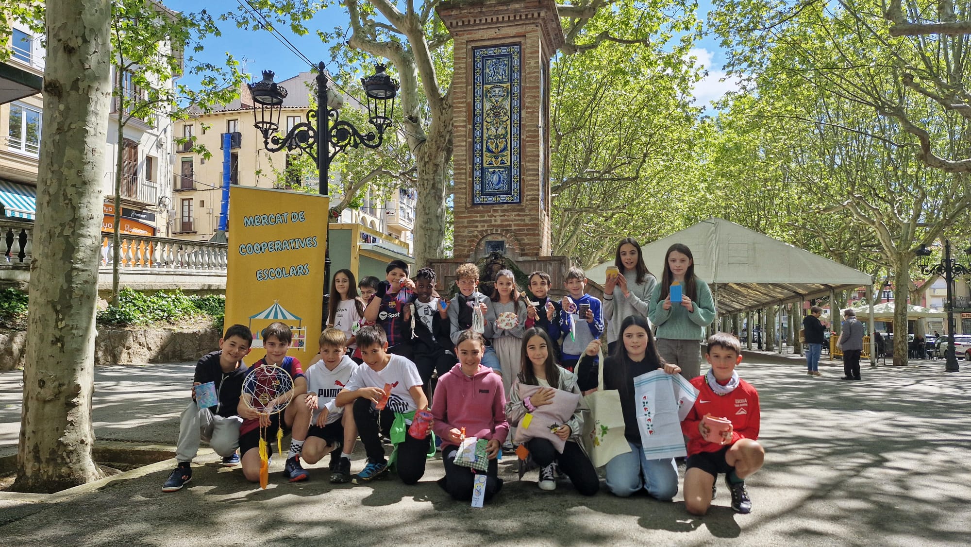 El Mercat de Cooperatives Escolars de Berga mobilitza 288 alumnes d'una desena d'escoles de primària del Berguedà