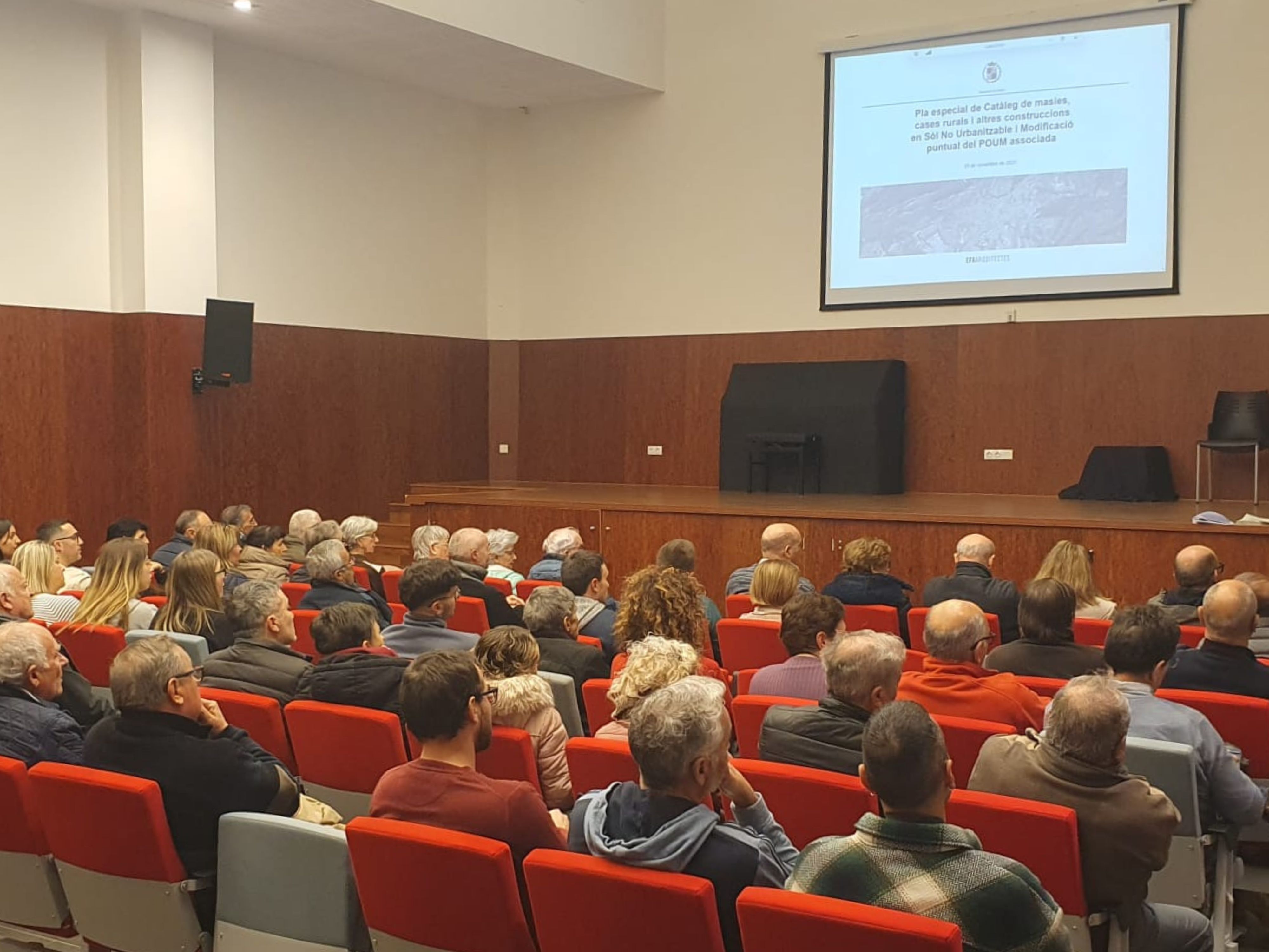 Berga promou una consulta p&uacute;blica per adaptar la normativa del POUM al Pla Especial Urban&iacute;stic del cat&agrave;leg de masies i altres edificacions en s&ograve;l no urbanitzable